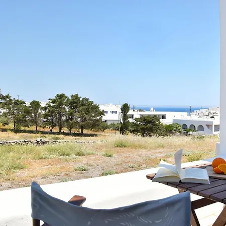 Captain Paros Aparthotel 3*